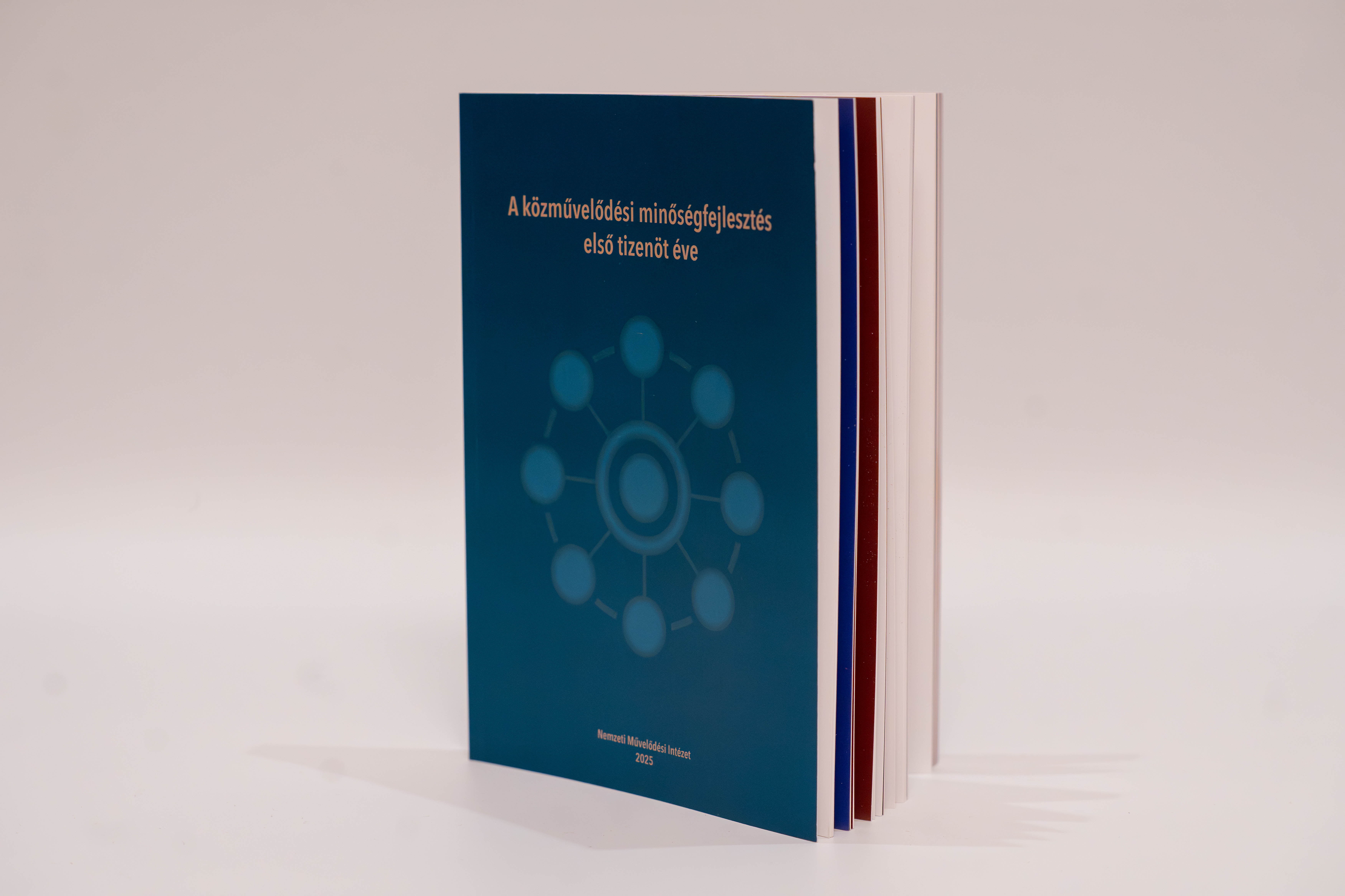 Jubileumi kötet a közművelődési minőségbiztosítás első tizenöt évéről