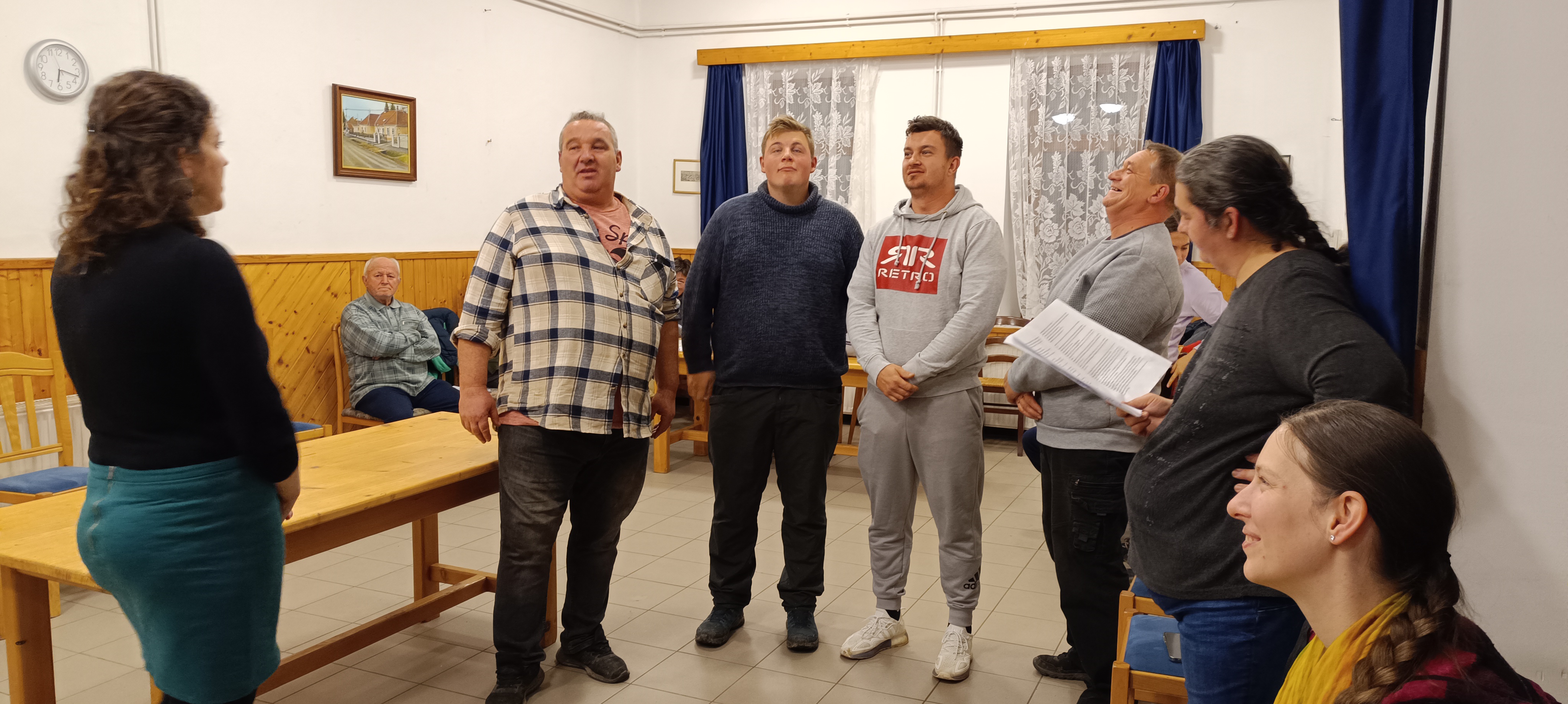 A mi kis falunk Nemescsó, avagy a Nemzeti Színház deszkáira készülő község 