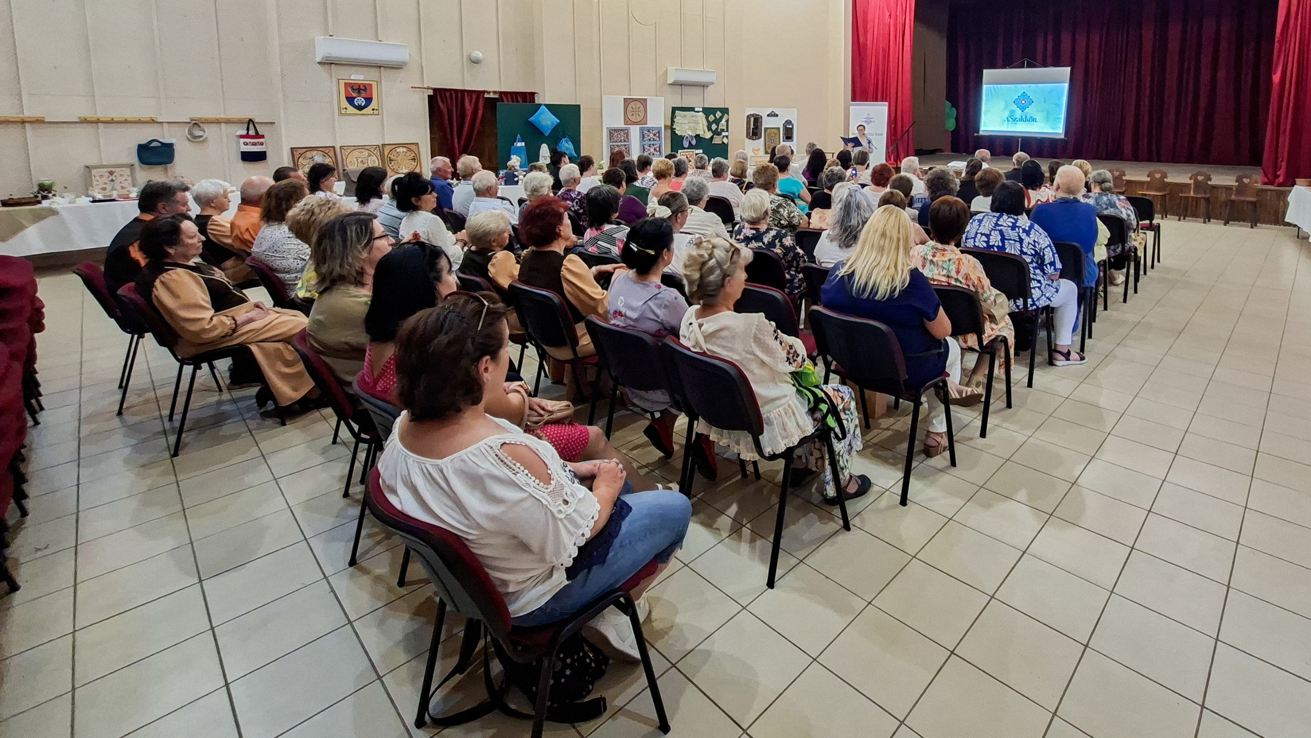 Az aSzakköri program zárókiállítása Hajdú-Bihar vármegyében