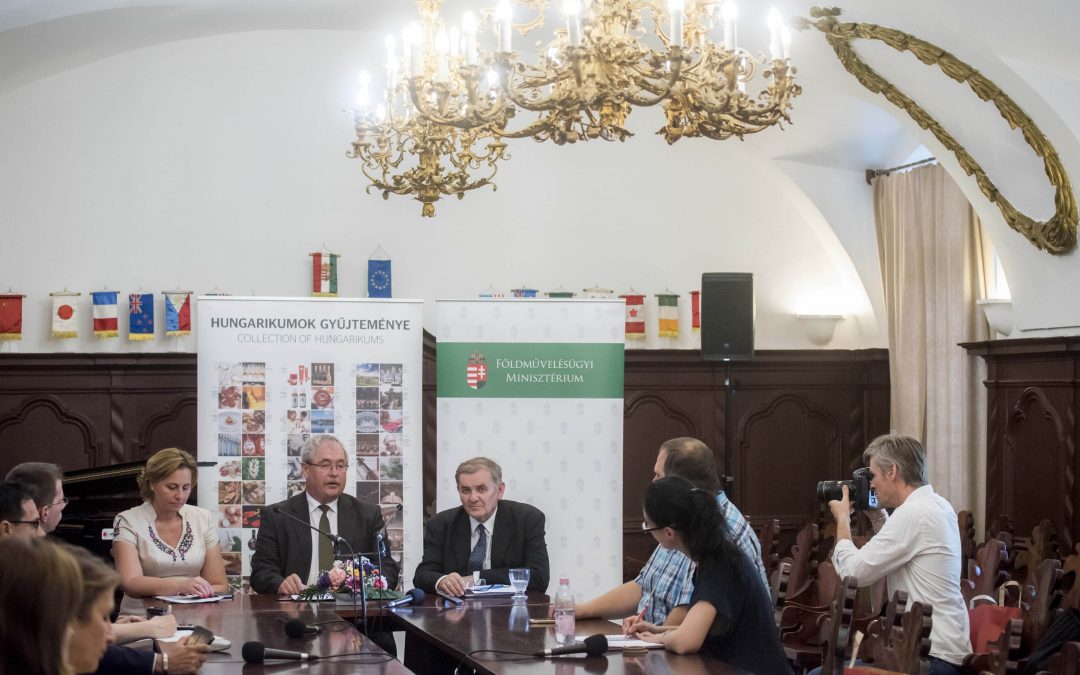 A magyar huszár, a magyar tanya és Torockó épített öröksége is hungarikum lett