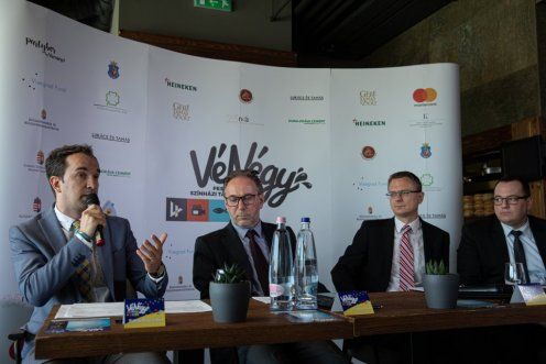 Színházi előadások és koncertek a VéNégy Fesztivál kínálatában