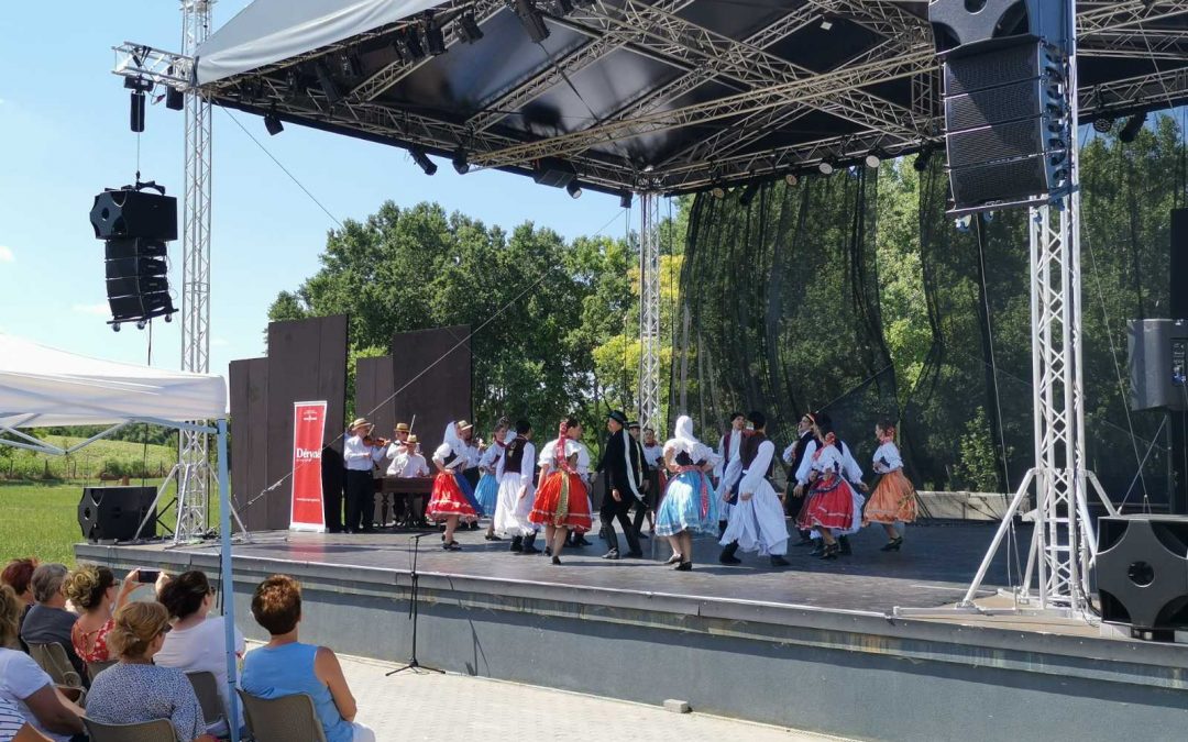 Közösségépítő kultúránk rendezvénysorozat indult Kápolnásnyéken