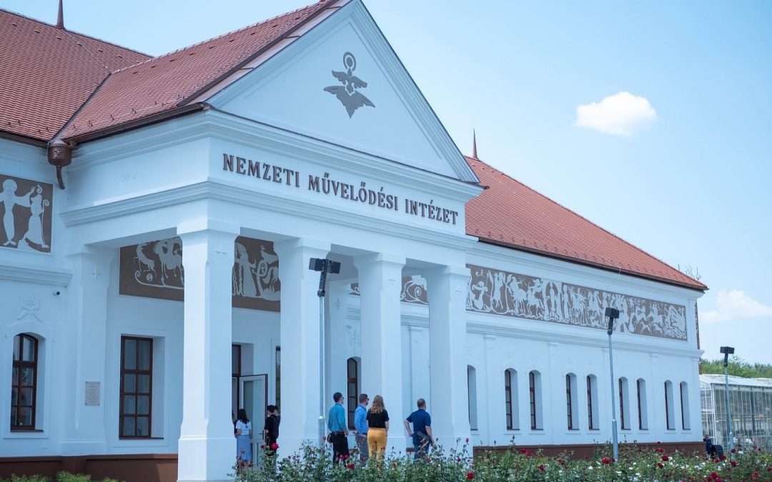 Kultúrstratégiai intézmények támogatása